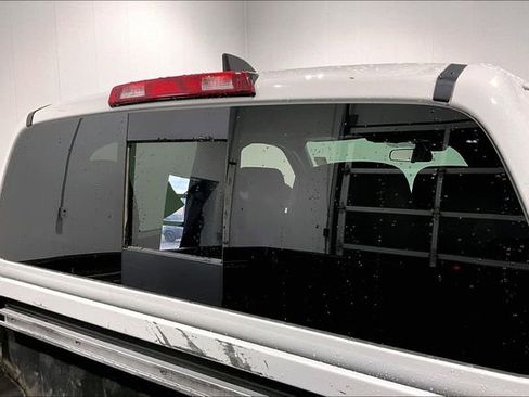 Used 2023 Nissan Frontier PRO-4X AWD/4WD image 41