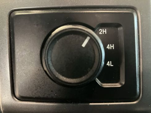 Used 2019 Ford F150 XLT w/ Equipment Group 302A Luxury image 18