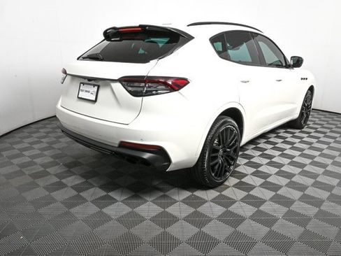 Used 2023 Maserati Levante Modena image 28