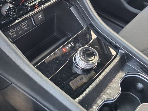 New 2025 Jeep Grand Cherokee L Laredo image 18