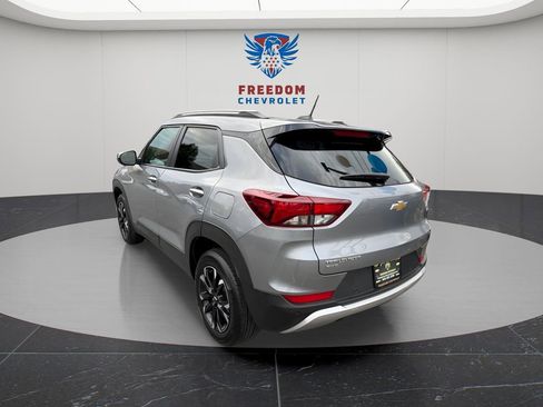 Used 2023 Chevrolet TrailBlazer LT w/ Convenience Package image 4