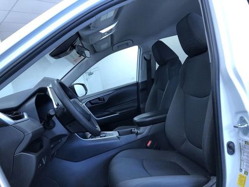 Certified 2025 Toyota RAV4 LE image 18