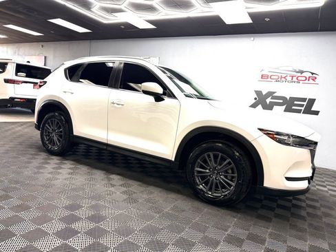 Used 2021 MAZDA CX-5 Touring FWD image 2