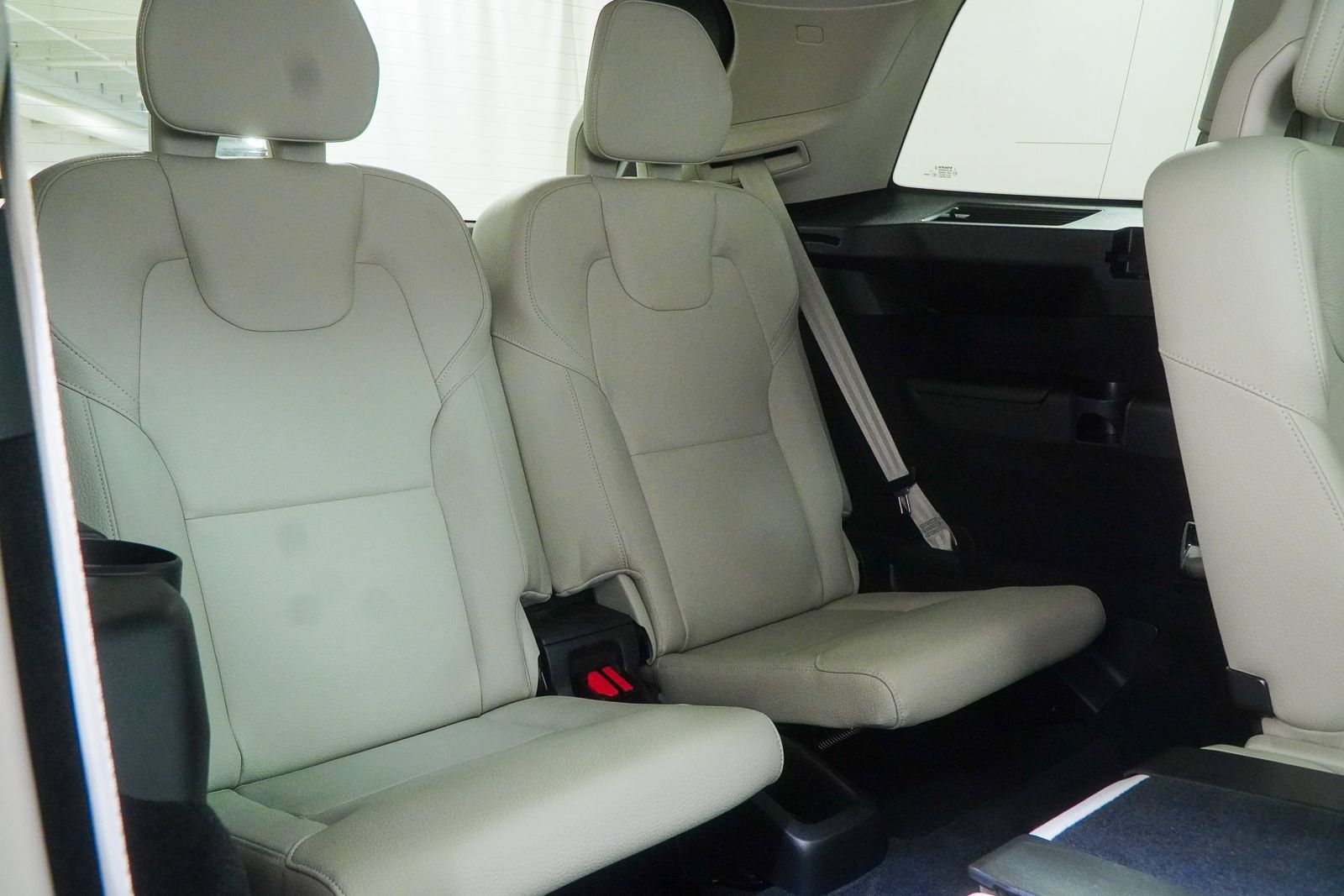 Used 2020 Volvo XC90 T6 Momentum w/ Protection Package Premier AWD/4WD image 41