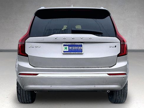 New 2026 Volvo XC90 B6 Plus w/ Protection Package Premier image 4