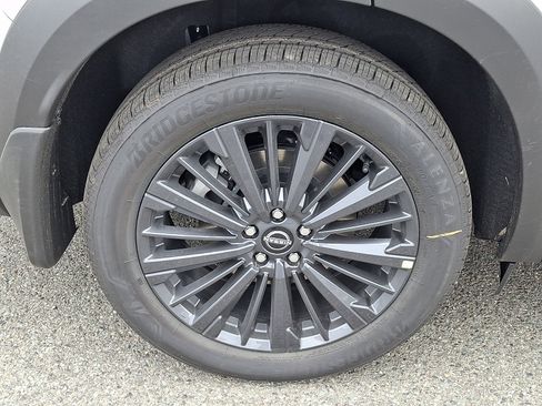 New 2026 Nissan Pathfinder SL w/ SL Premium Package AWD/4WD image 6