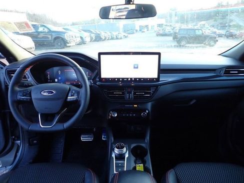 Certified 2024 Ford Escape ST-Line w/ Tech Pack #1 AWD/4WD image 19