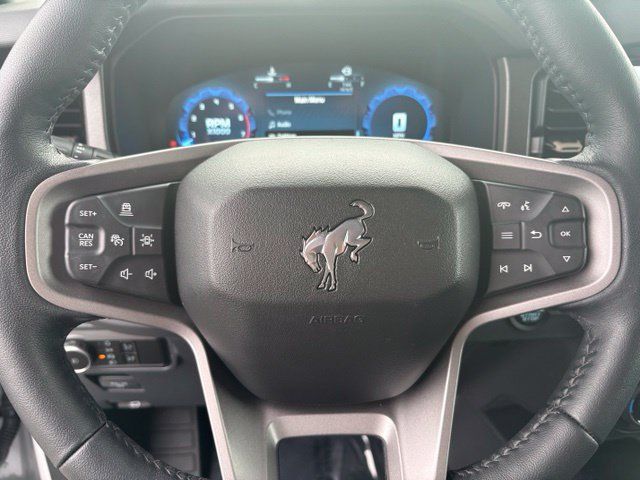 Used 2026 Ford Bronco Badlands AWD/4WD image 20