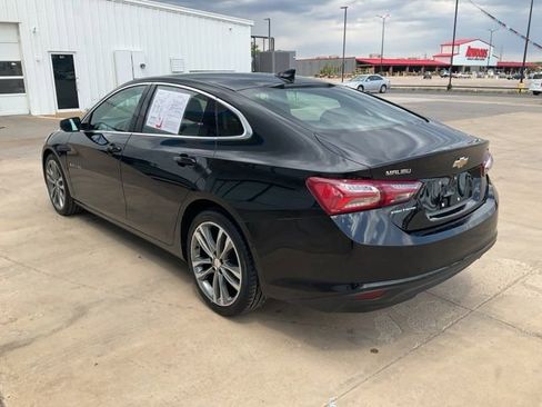 Used 2022 Chevrolet Malibu LT FWD image 37
