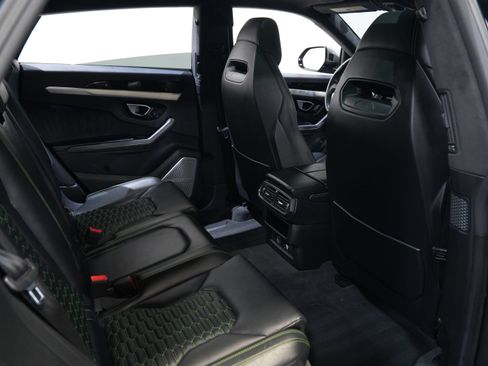 Used 2019 Lamborghini Urus AWD/4WD image 40