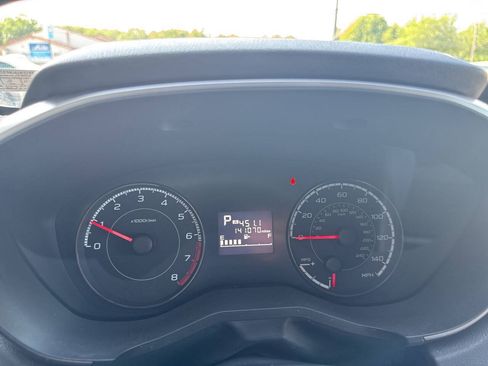 Used 2019 Subaru Crosstrek 2.0i Premium AWD/4WD image 33