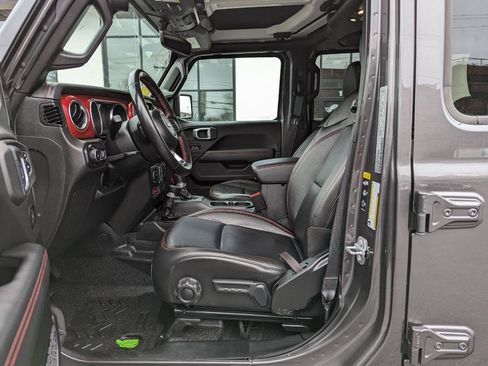 Used 2023 Jeep Wrangler Unlimited Rubicon image 13