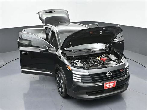 Used 2025 Nissan Kicks SR w/ SR Premium Package FWD image 50
