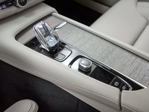 Certified 2023 Volvo S90 B6 Ultimate AWD/4WD image 18