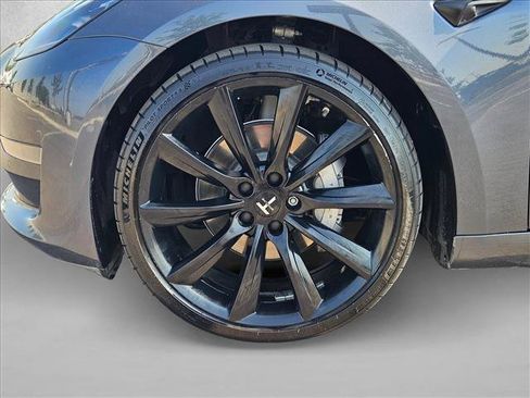 Used 2022 Tesla Model 3 RWD image 23