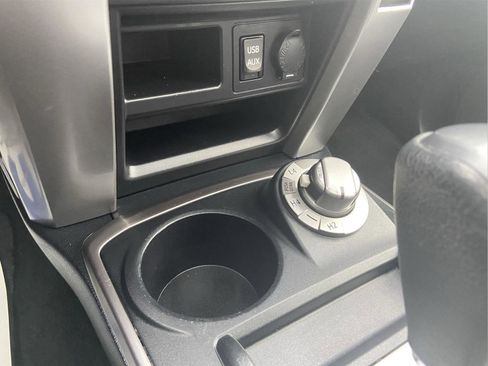Used 2018 Toyota 4Runner SR5 Premium AWD/4WD image 30