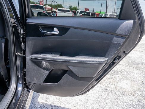 Used 2021 Kia Forte GT-Line FWD image 13