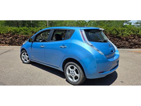 Used 2013 Nissan Leaf SV FWD image 5