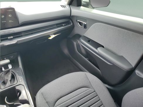 New 2025 Kia K4 EX FWD image 23