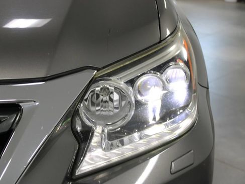 Used 2014 Lexus GX 460 w/ Premium Package AWD/4WD image 13
