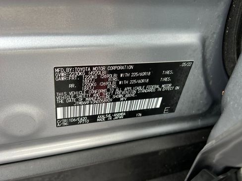 Used 2022 Toyota RAV4 XLE Premium image 27