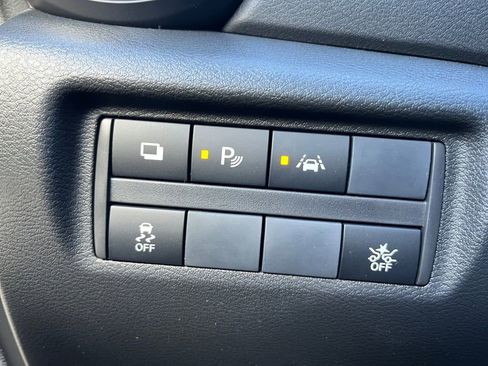 New 2025 Nissan Versa S image 25