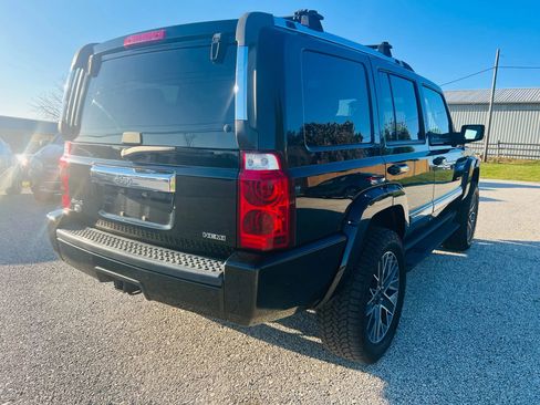 Used 2008 Jeep Commander Overland image 5