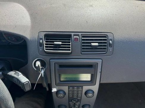 Used 2007 Volvo S40 2.4i FWD image 35