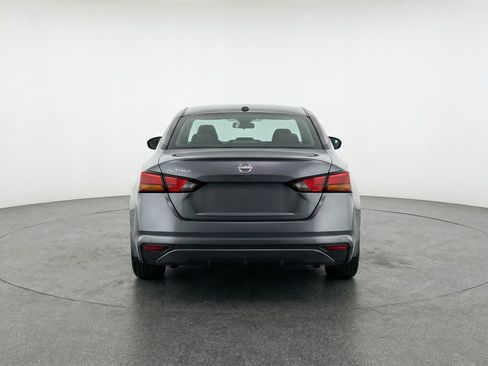 Used 2025 Nissan Altima 2.5 SV image 7