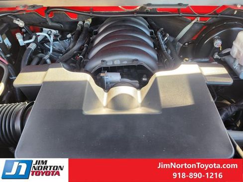 Used 2018 Chevrolet Silverado 1500 LT w/ Texas Edition image 32