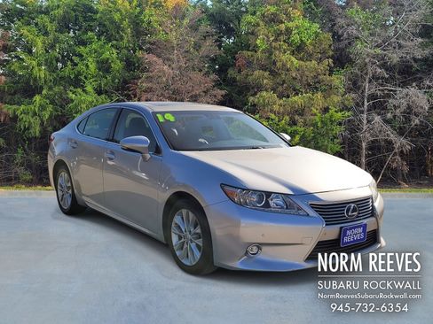 Used 2014 Lexus ES 300h image 16