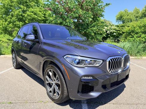 Used 2019 BMW X5 xDrive50i w/ M Sport Package AWD/4WD image 5