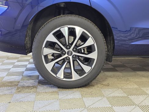 New 2026 Audi Q3 quattro 2.0T AWD/4WD image 7