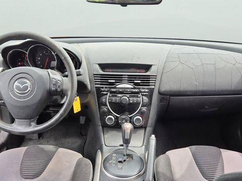 Used 2006 MAZDA RX-8 w/ Sport Pkg RWD image 11