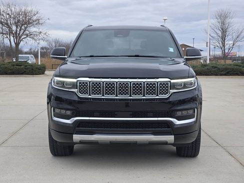 Used 2022 Jeep Grand Wagoneer Series II w/ Premium Group II image 2