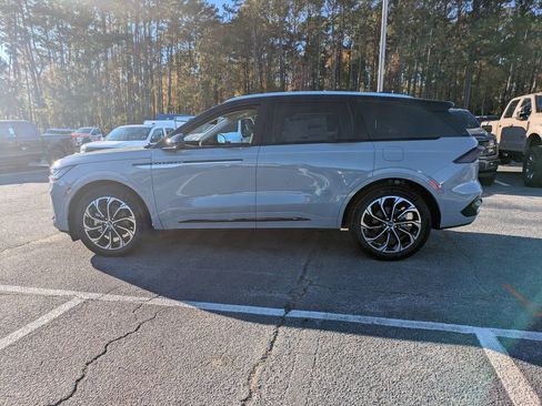 New 2026 Lincoln Nautilus Reserve AWD/4WD image 7