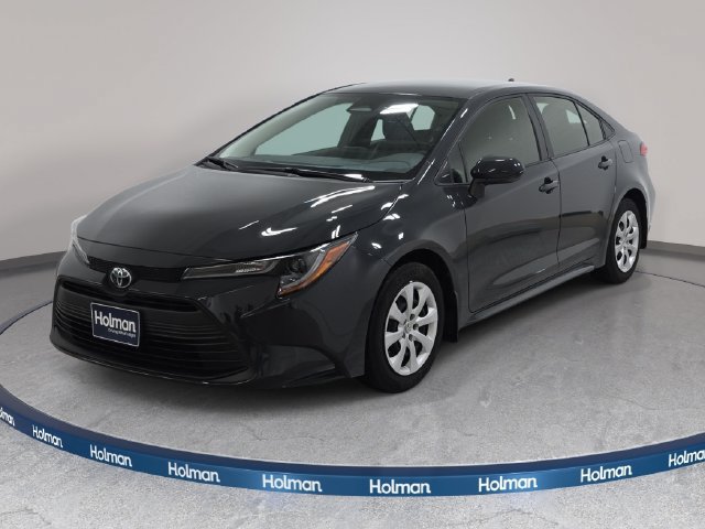 Used 2023 Toyota Corolla LE FWD image 1
