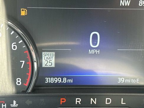 Used 2022 Ford Explorer Limited w/ Equipment Group 301A RWD image 24