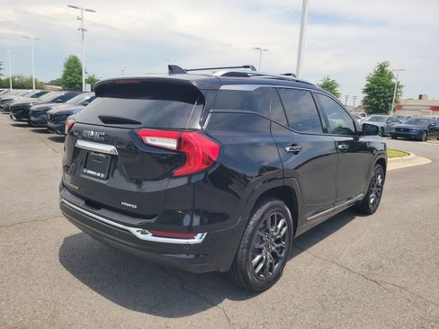 Used 2023 GMC Terrain Denali w/ Black Diamond Edition AWD/4WD image 3