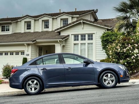 Used 2013 Chevrolet Cruze LT w/ Technology Package FWD image 16