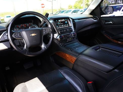 Used 2018 Chevrolet Tahoe Premier RWD image 21