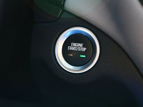 Used 2024 Chevrolet Equinox LT image 37