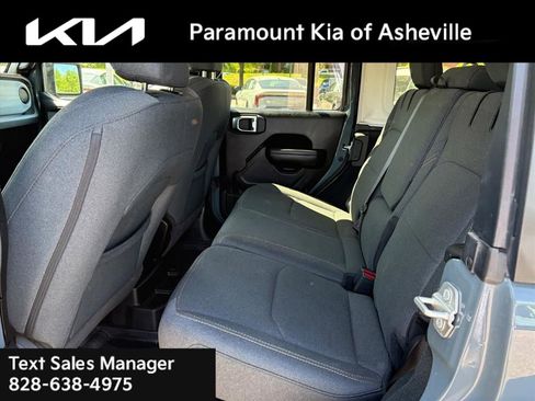 Used 2024 Jeep Wrangler Unlimited AWD/4WD image 20