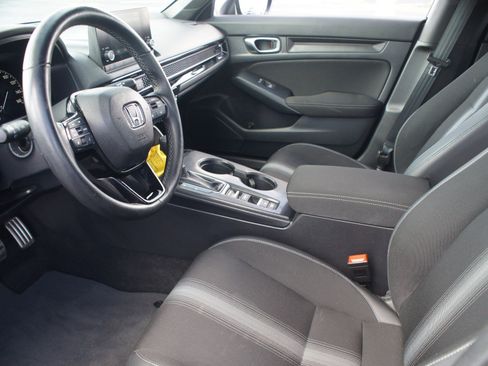 Used 2024 Honda Civic Sport image 12