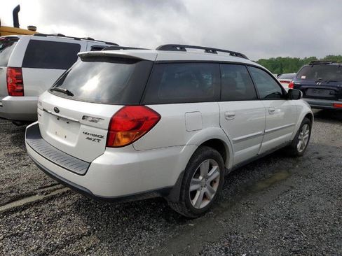 Used 2006 Subaru Outback 2.5XT Limited AWD/4WD image 4