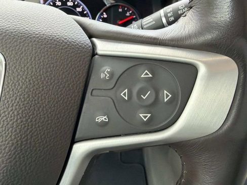 Used 2022 GMC Acadia SLT w/ Technology Package FWD image 26