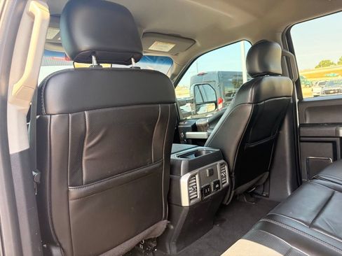 Used 2017 Ford F250 Lariat w/ Chrome Package AWD/4WD image 30