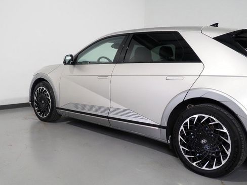 Used 2023 Hyundai Ioniq 5 Limited image 58