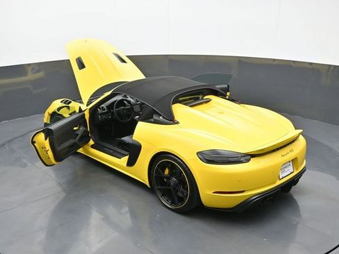 Certified 2025 Porsche 718 Boxster Spyder RS w/ Light Design Package RWD image 24