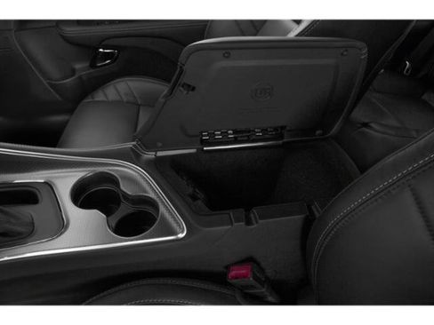 Used 2018 Dodge Challenger SXT Plus RWD image 21
